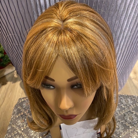 Blonde golden wavy curled hair wig - Picture 4 of 11